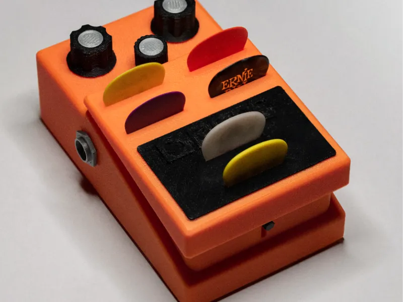 Boss pedal pick case