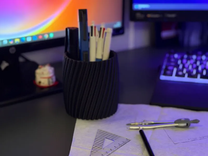 Pen Holder