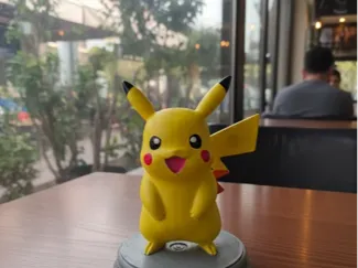 Pikachu en soporte
