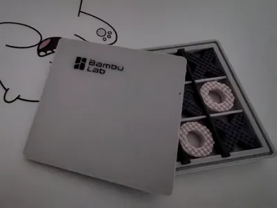 9-Square Battle Chessboard — A New Desktop Game Experience Combining Wisdom and Fun