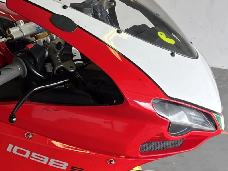Ducati 848 / 1098 / 1198 mirror cover / delete
