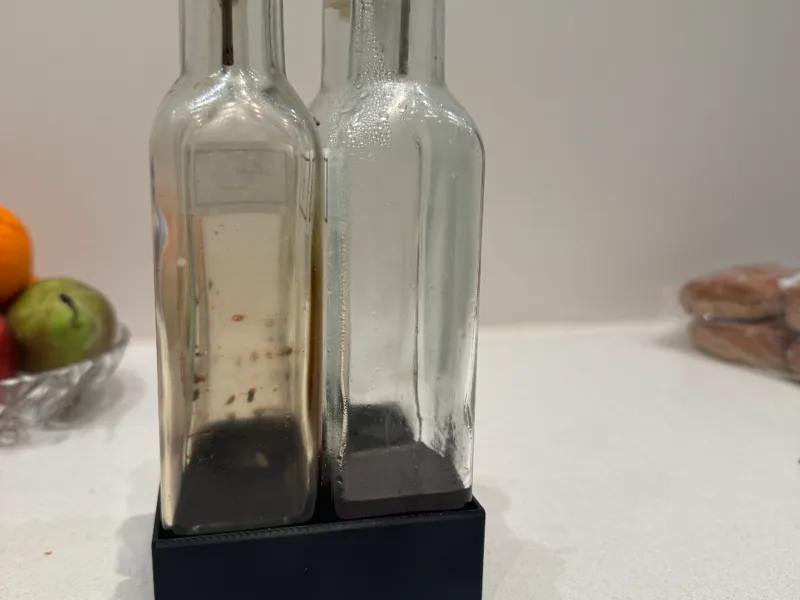 oile glass holder 