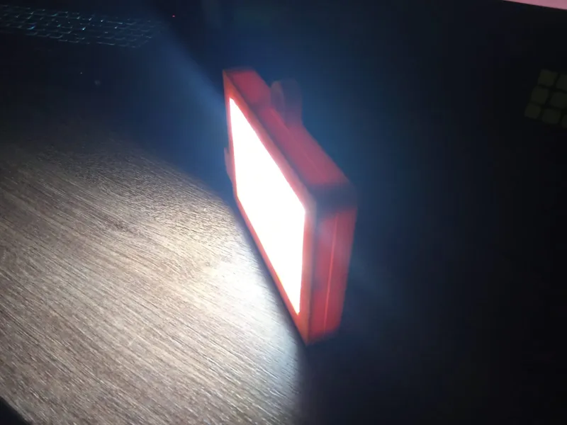 6 COB LED Case with DC Connector