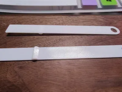 Straight scraper, palette knife, glue spreader