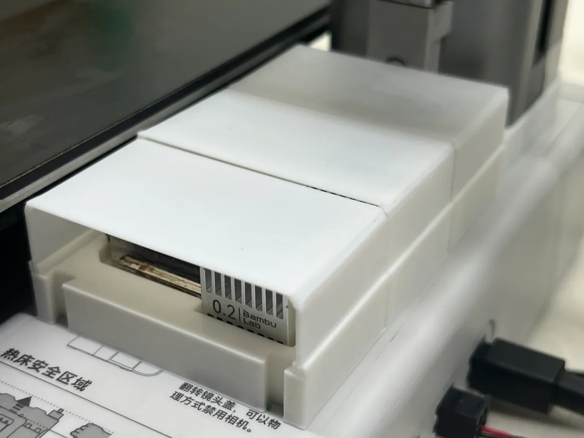 Z-axis nozzle storage bracket version 2