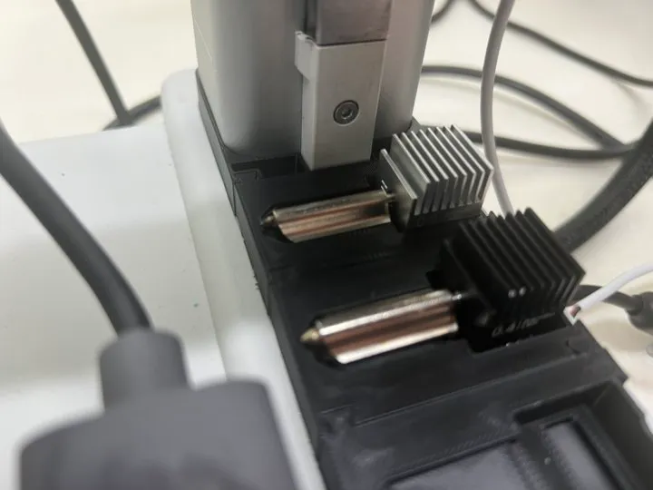 Z轴喷嘴收纳支架