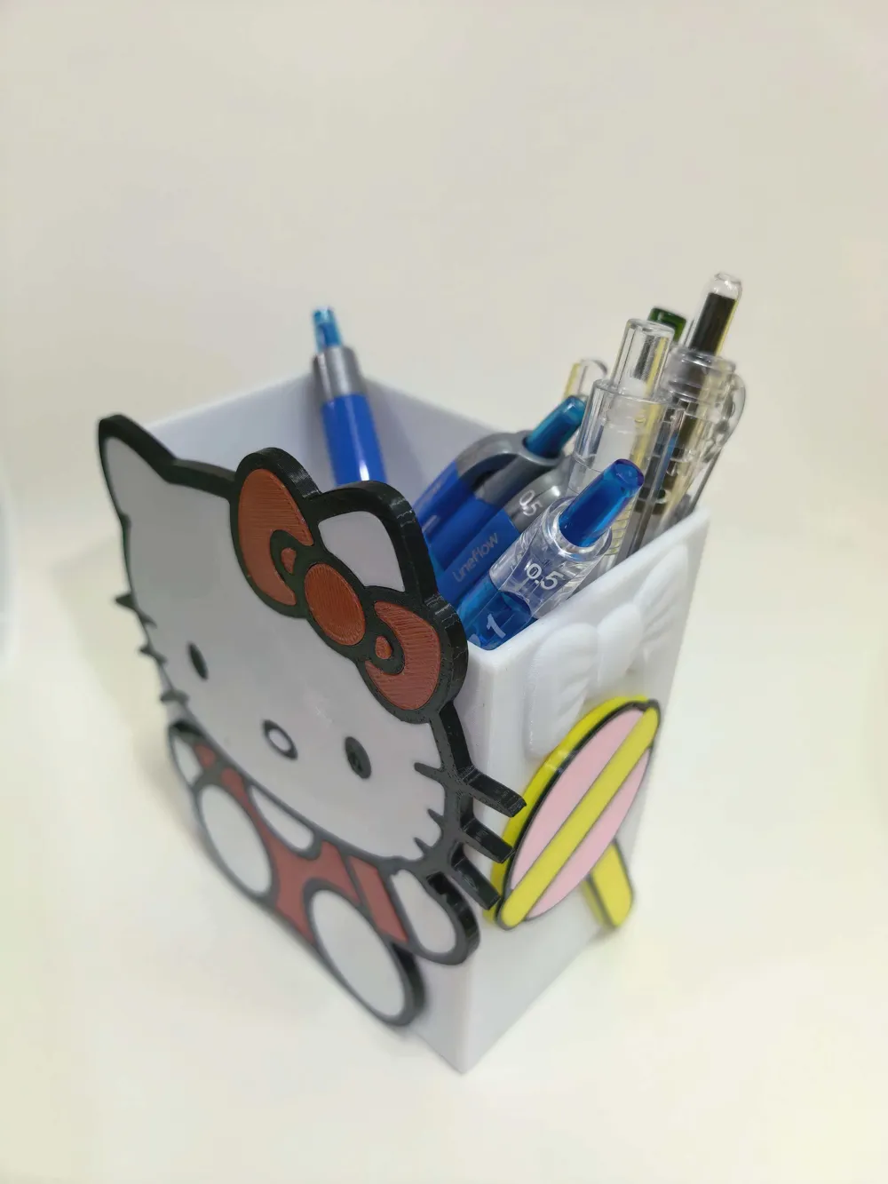 Hello Kitty Storage Pen Holder - Free 3D Print Model - MakerWorld