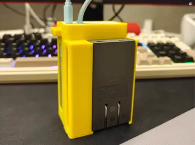 Cuktech Built-in Cable Power Bank + No. 6 Charger Combo