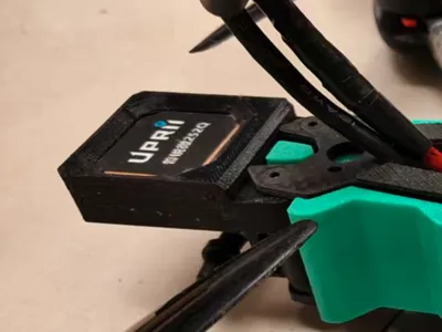 GPS mount for existing antenna mounts of new version Mark4 and similar frames