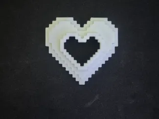Pixelated heart 3 pieces