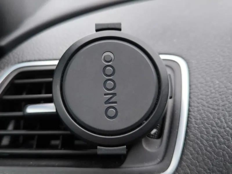 OOONO 2 Car Snap-Clip 