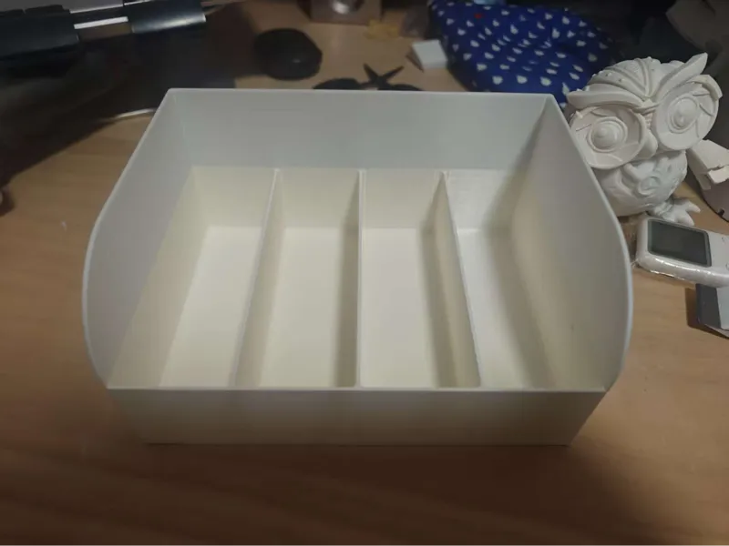 收纳盒
