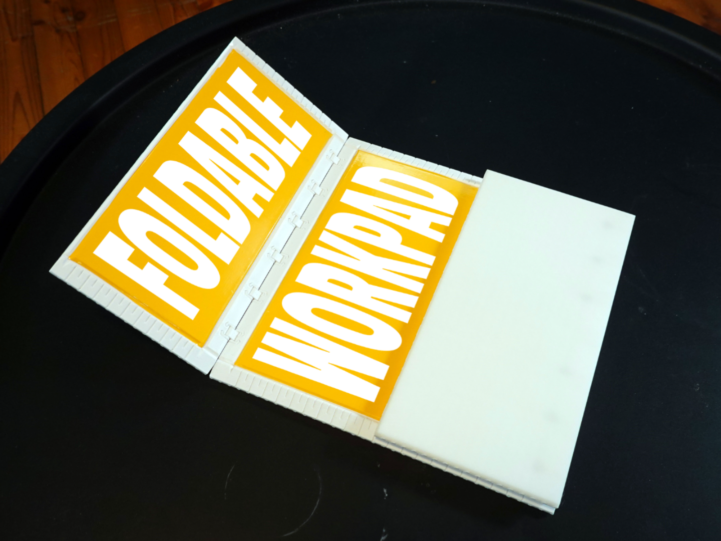 The Foldable WorkPad, a foldable work surface