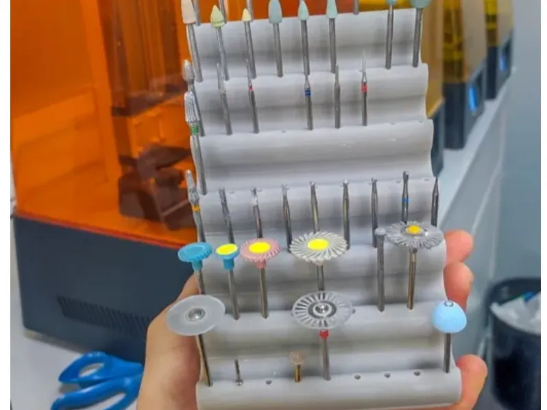 Dental lab bur holder