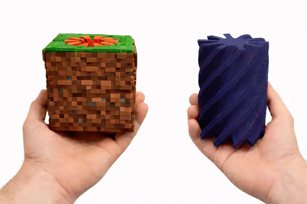 Minecraft Grass Block Spiral Fidget Free 3D Print Model MakerWorld minecraft-grass-block-spiral-fidget-free-3d-print-model-makerworld