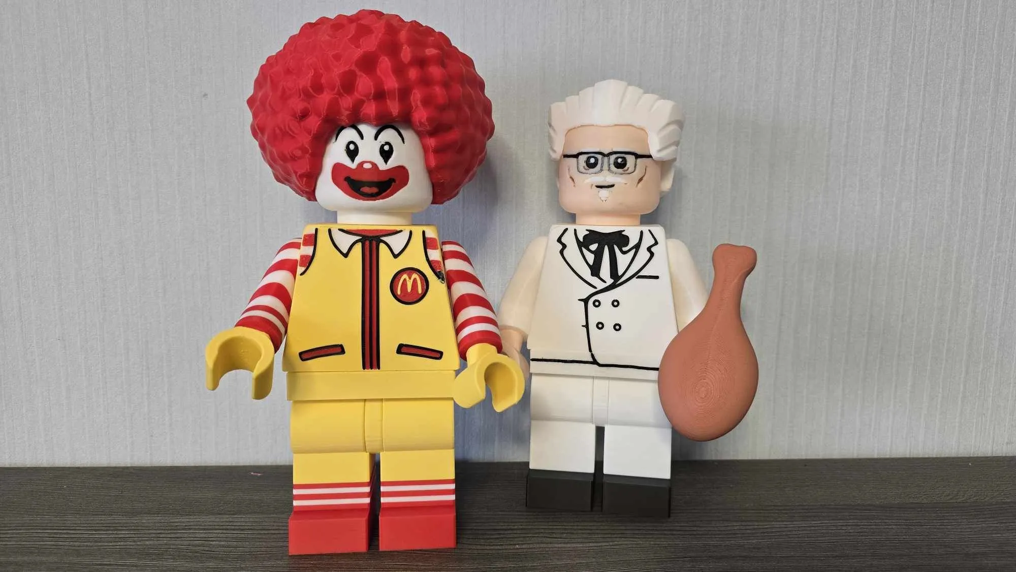 KFC Service Guy * 500% ~21 cm - Free 3D Print Model - MakerWorld