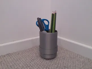 Small desk organizer 