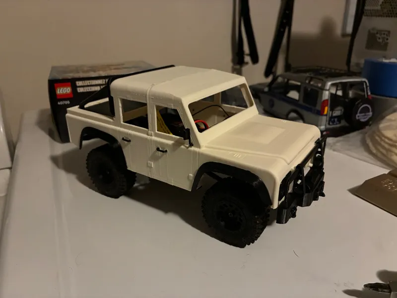 1:24 SCX24 Land Rover Defender