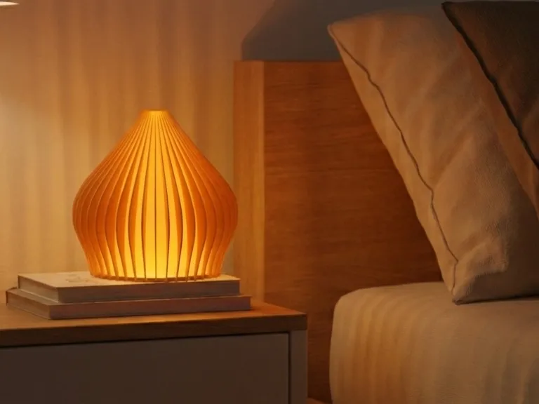Modern Ribbed Table Lamp