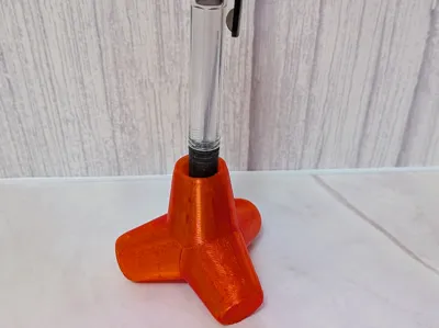 Tetrapod Pen Holder