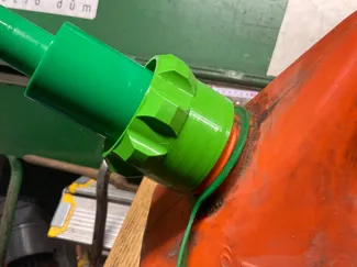 Husqvarna canister nozzle, Hrdlo na kanystr Husqva