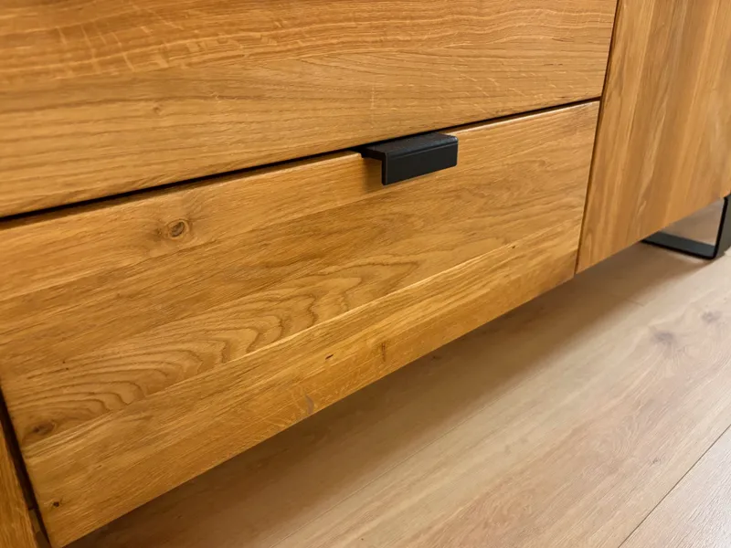 Schrank Griff