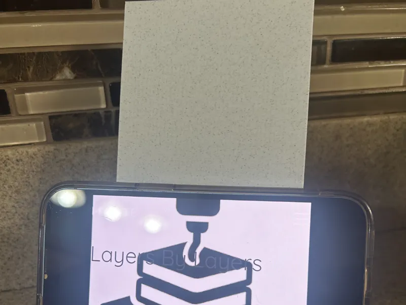 Phone/tablet stand