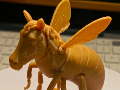 Hornet, Ma bee