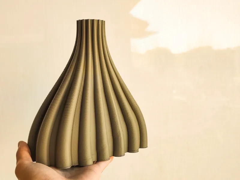 Raices Vase