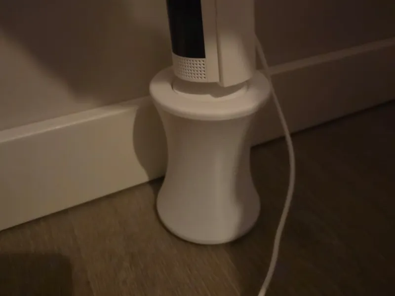 Ring stick up cam stand