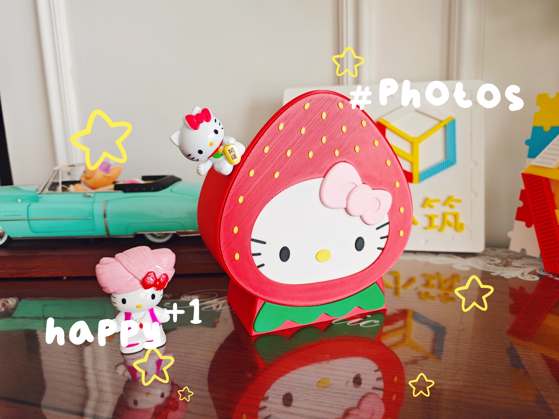 莓有烦恼 草莓遇见凯蒂猫 草莓头Hello Kitty 草莓收纳盒 笔筒 桌面收纳盒 摆件三丽鸥