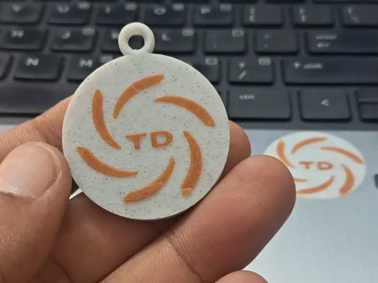 móc khóa logo