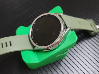 Round watch stand