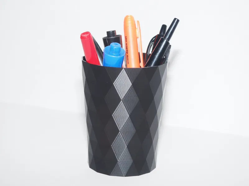 Low Poly Pencil Cup (Vase Mode)