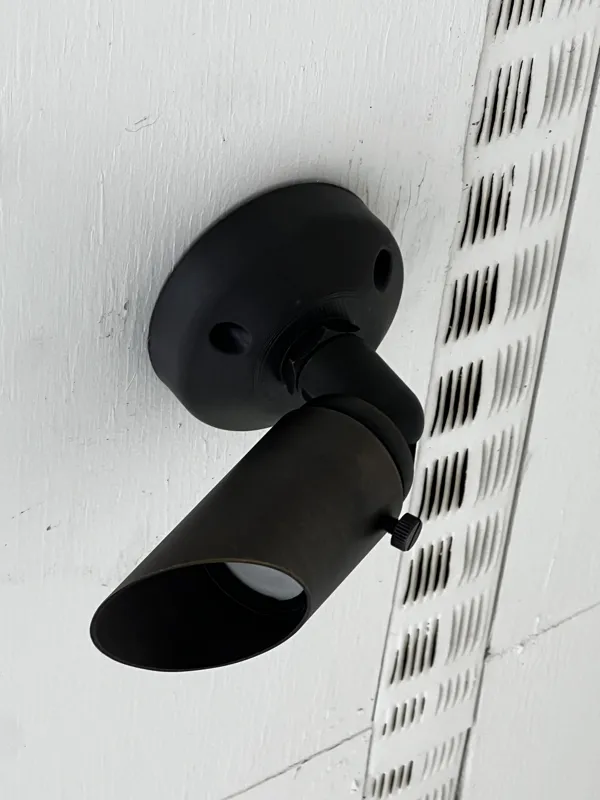 Round Dome Mount for Outdoor Lighting