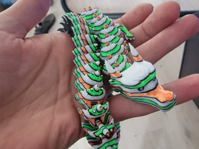 ARTICULED DRAGON COOL COLOR
