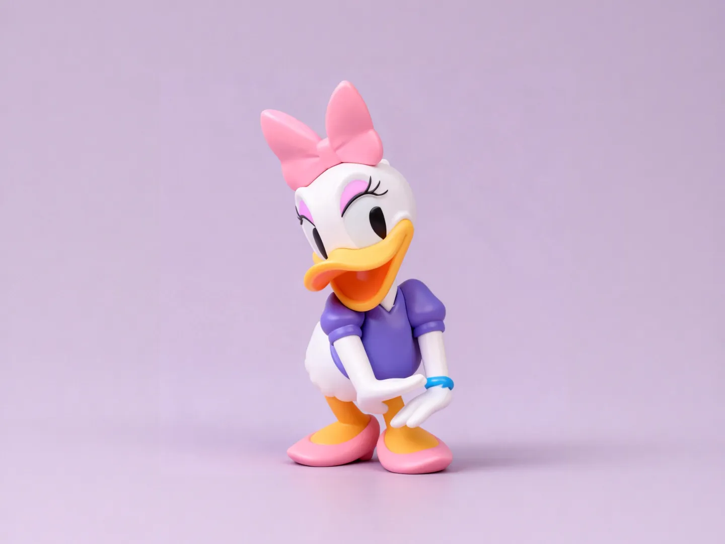 Daisy Duck with Bow - Mickey Mouse Clubhouse Disney Peripheral Figure Ornament - Kids Coloring Toy