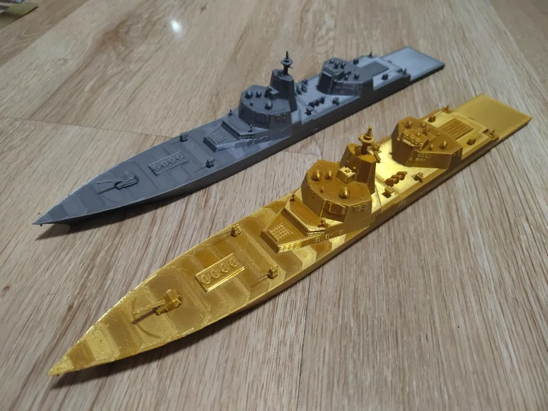 懂王最终幻想，特朗普号战列舰模型（1：700比例）