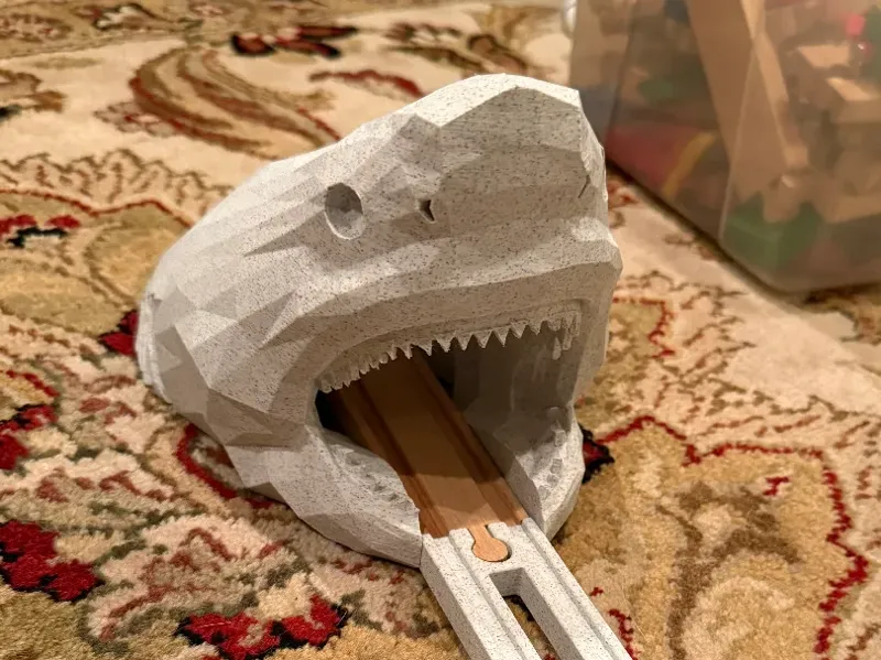 Low Poly Shark Tunnel brio / lillabo wooden train