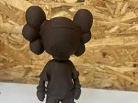 Figurine street art façon KAWS — photo 1