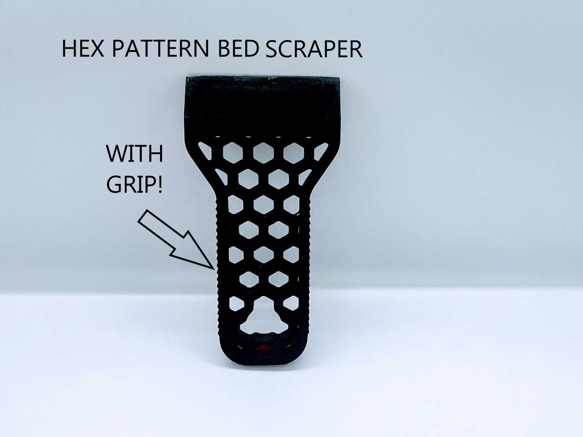 Hex pattern bed scraper