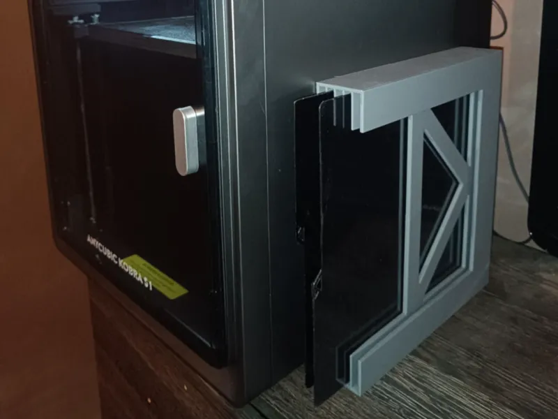 Plate holder