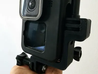 Vertical GoPro mount with silicon case