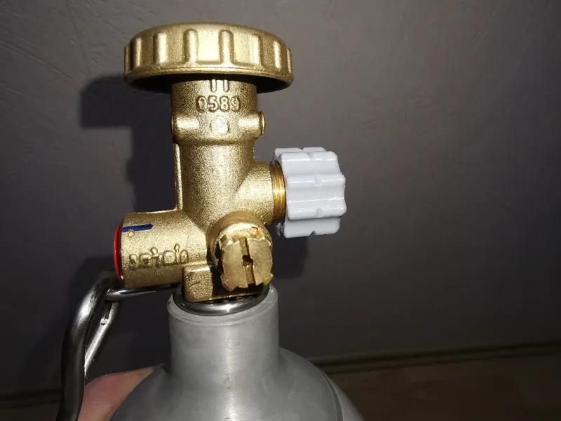 Schutzkappe für Propan-Gasflasche 3/8 Zoll