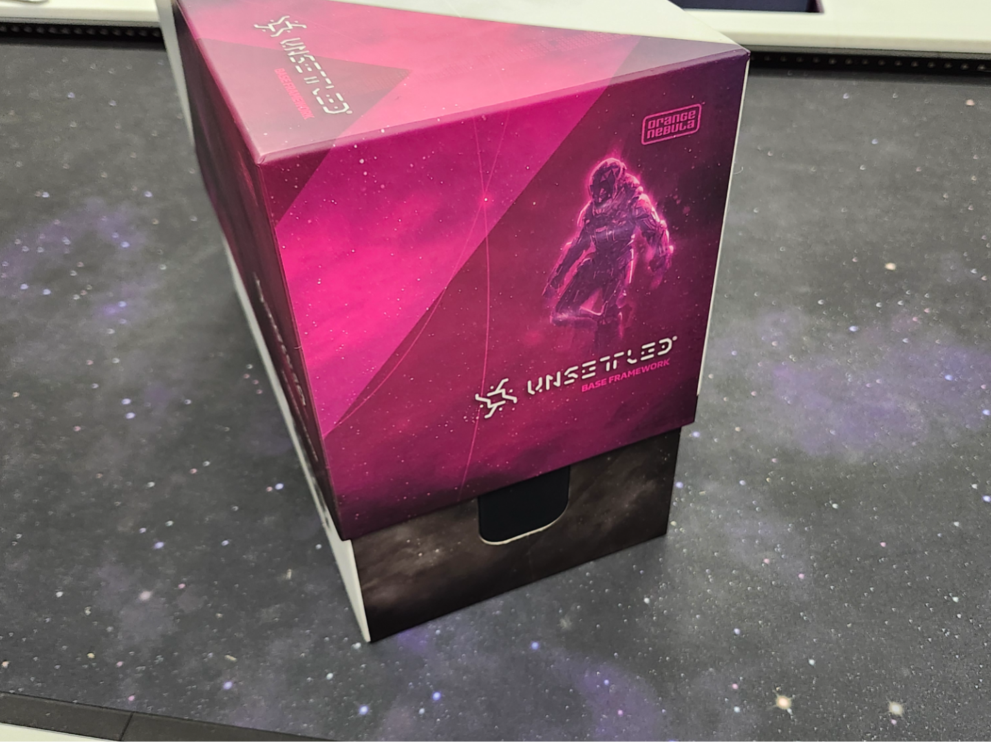 Unsettled Side Slot Cover for Box