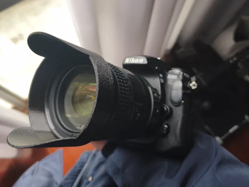 尼康18-200遮光罩