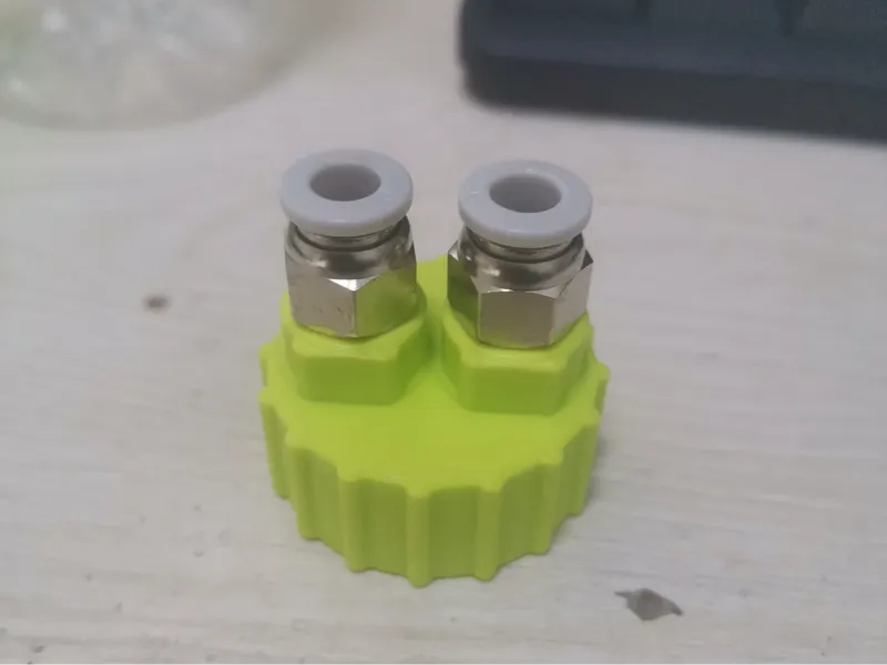 矿泉水瓶盖气管转接头