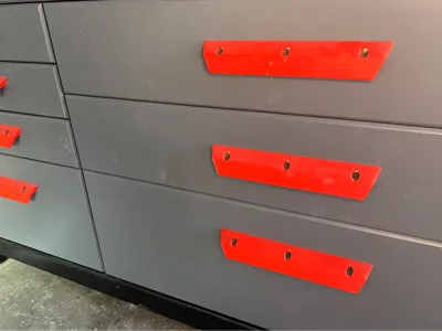 workbench drawer handles
