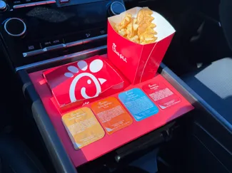 Hyundai Santa Fe (2024+) Chick-fil-A Tray