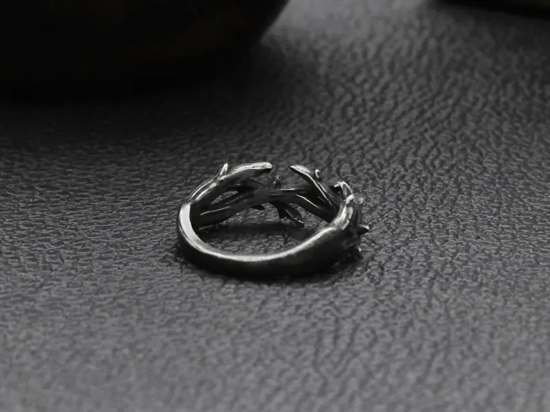 thorn ring
